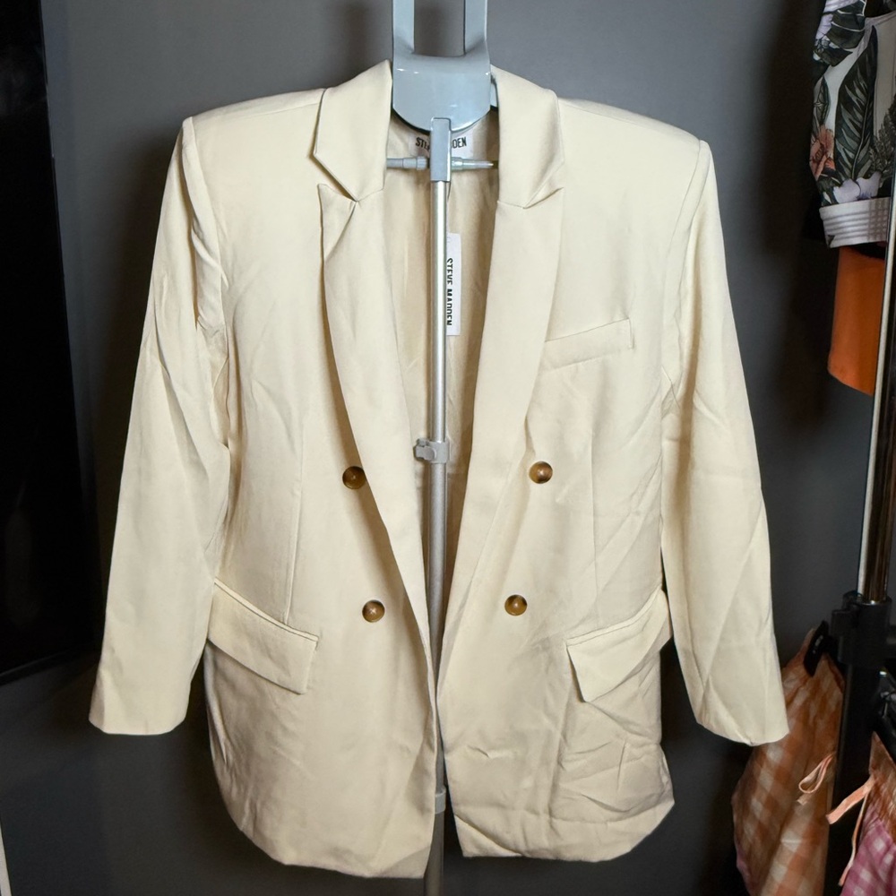 Steve Madden Ivory Blazer NWT